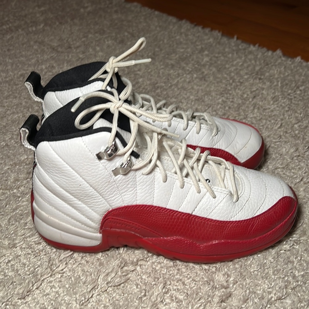 Air Jordan 12 Retro Cherry
